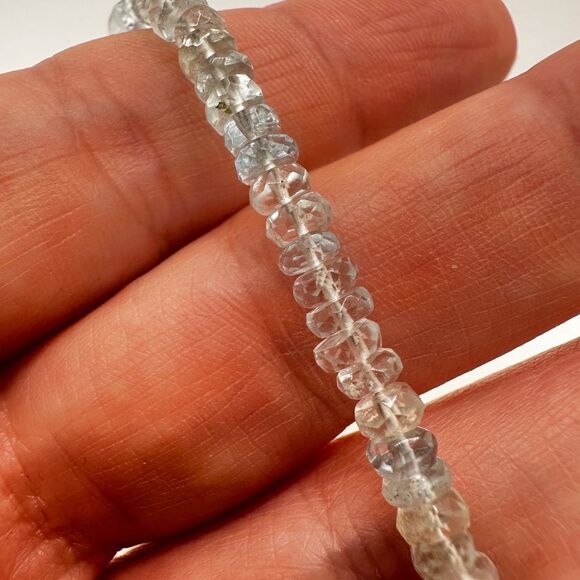 17" of 4mm rondelle, faceted Aquamarine beaded necklace with s925 hardware! - Picture 7 of 11